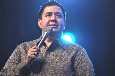 Besok, Pdt.Gilbert Lumoindong Bagi Berkat Kepada Warga Minsel